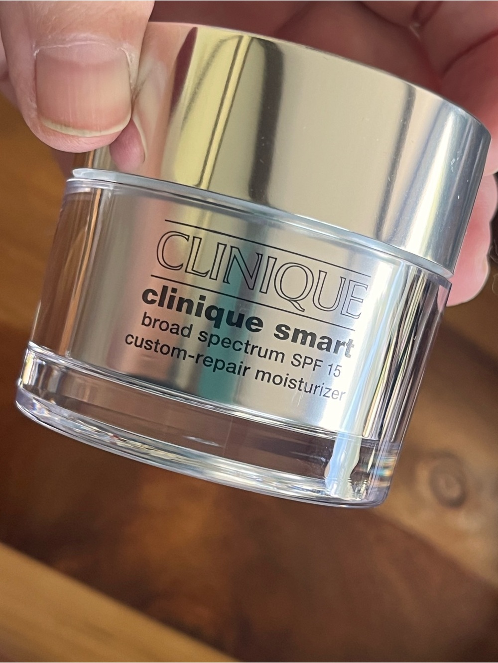 NWT Clinique Smart SPF 15 Full Size  1.7 Oz/50 ml. Custom Repair Moisturizer